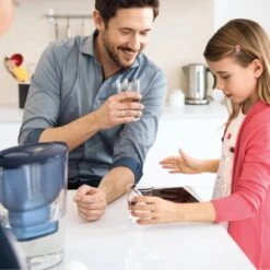 Brita Wasserfilter Marella Cool Blau 2,4 L -Küchenbedarf Discounter 190557 2981 7